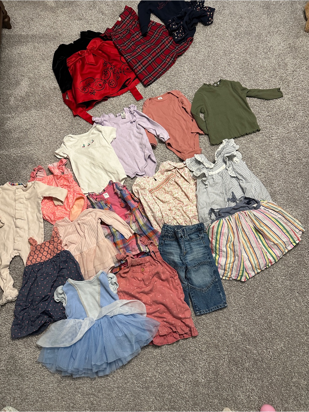 Mixed Baby / Toddler Girls Clothing Lot - 9-12-24 Months . Gap Oshkosh